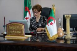 وزيرة الثقافة: الجزائر حريصة على تطوير الإبداع الفني