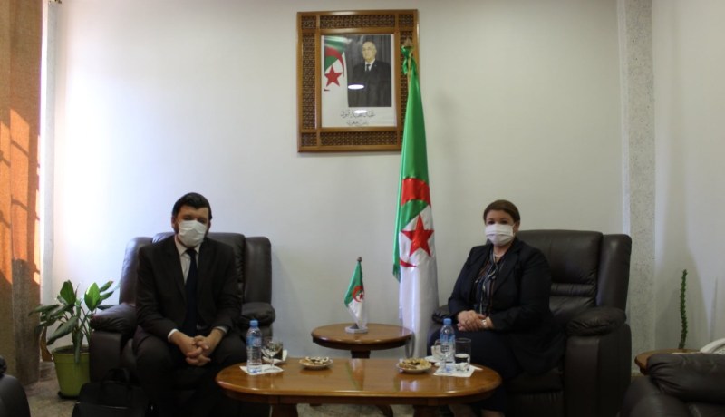 وزيرا التكوين والمؤسسات الناشئة يتباحثان سبل تكوين اليد العاملة