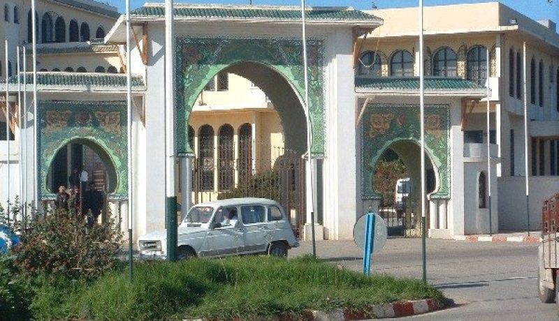 والي عين تيموشنت : مغادرة المصابين بكورونا لمنازلهم ممنوع