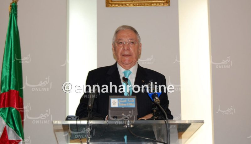 ولد عباس للأفلانيّين: مرحبا بكل الوظائف إلّا الرئاسة “متخربوش فيها”