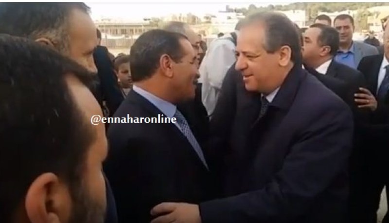 بالفيديو.. وزير الشباب والرياضة في زيارة تفقدية لأم البواقي 