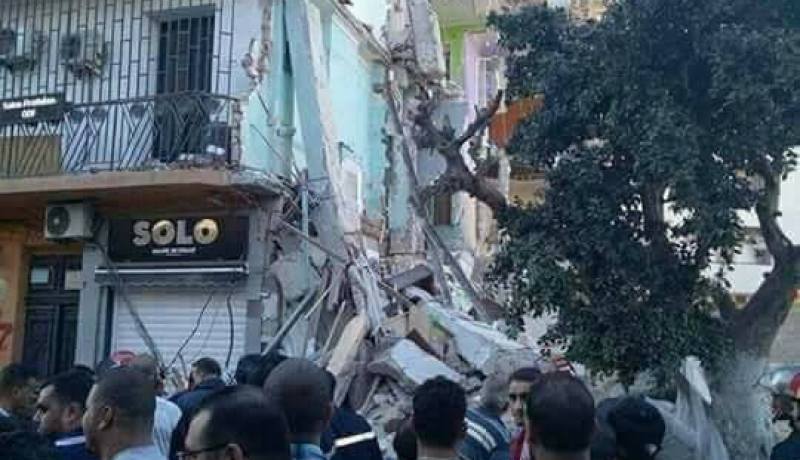 بالصور…إنهيار بناية بقونبيطة في وهران