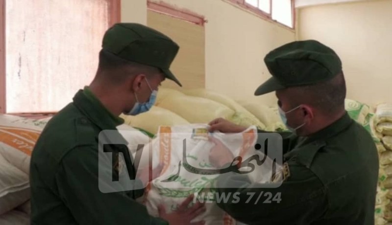 بالصور.. حجز 89 قنطارا من السكر و124 قنطار سميد بمخزن سري في وهران