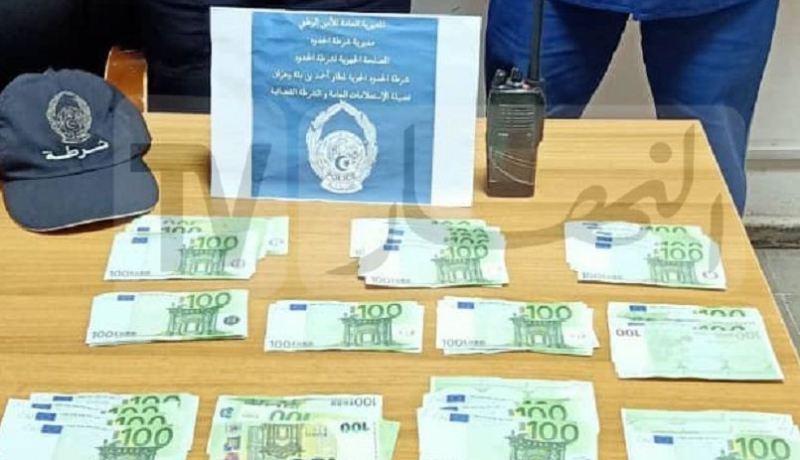 إحباط تهريب 6650 أورو بمطار وهران