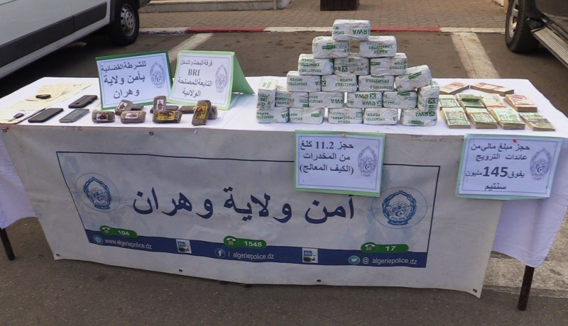 وهران.. الإطاحة بشبكة دولية لتهريب المخدرات