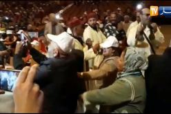 بالفيديو.. الشطيح والرديح “بالقرقابو” في تجمع للأفلان بوهران
