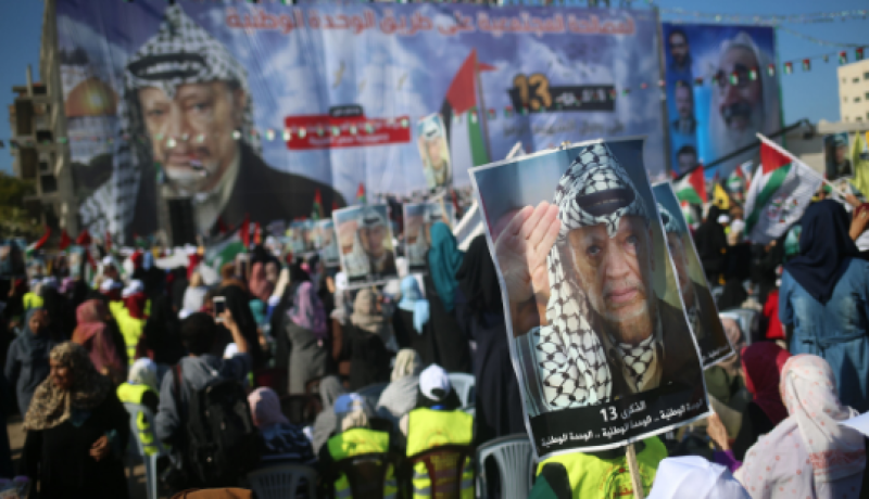 فلسطينيون يُحيون الذّكرى الـ 13 لوفاة ياسرعرفات