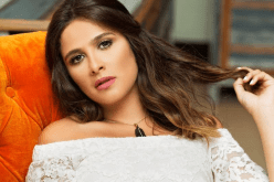 شقيق ياسمين عبد العزيز يفصل في حقيقة تعرضها لخطأ طبي