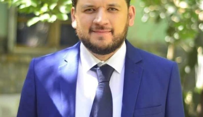 ياسين وليد يعزي عائلة البروفيسور عميور عبد الرحمان