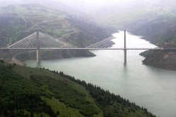 وزارة الموارد المائية تفند خبر تفريغ مياه سد بني هارون لتخفيف الضغط