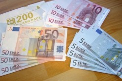  إرتفاع لعملة الأورو مع تسجيل تراجع للدولار