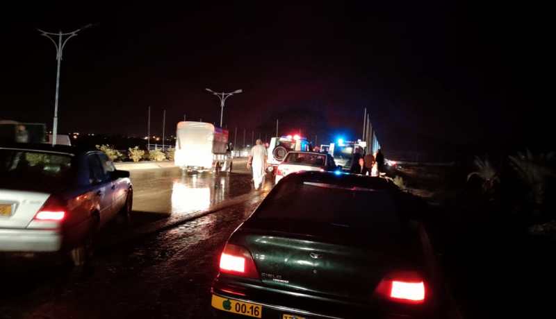 المسيلة: انقاذ شخص جرفته مياه الامطار المتساقطة في واد ميطر ببوسعادة