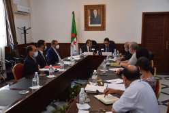 اجتماع تنسيقي بين وزارتي الفلاحة والتجارة انعقاد لحل مشاكل المتعاملين والمستهلكين