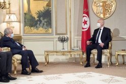 لعمامرة يشرع اليوم في زيارة عمل إلى تونس