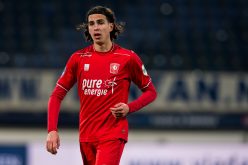 مُدرب “توينتي” يرد على انتقادات الصحافة الهولندية لزروقي