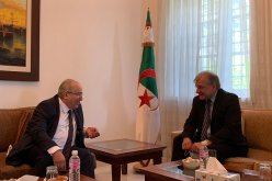 لعمامرة يتباحث الأزمة الليبية مع المبعوث الأمريكي الخاص إلى ليبيا