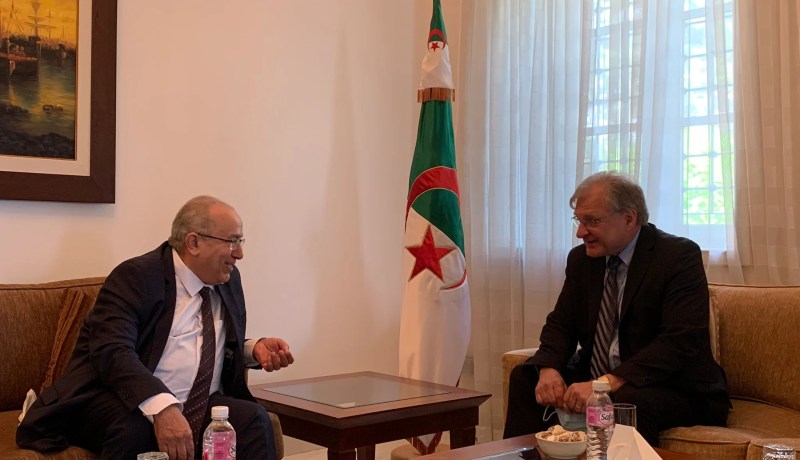 لعمامرة يتباحث الأزمة الليبية مع المبعوث الأمريكي الخاص إلى ليبيا