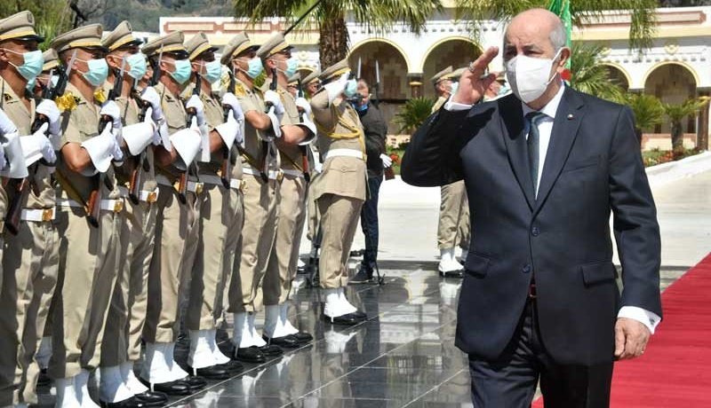 اجتماع مجلس الوزراء: مواصلة عصرنة الجيش وتطوير قدراته