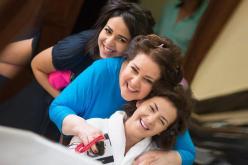 دنيا وايمي سمير غانم تنهاران.. 6 ساعات أمام ثلاجة الموتى