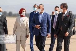 وصول وزير الخارجية التركي مولود جاويش اوغلو إلى الجزائر