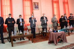 الوزير الأوّل رفقة الوفد الوزاري يقفون دقيقة صمت على أرواح شهداء حرائق الغابات