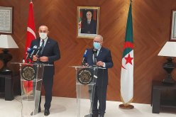 لعمامرة يجري مباحثات مع نظيره التركي مولود شاووش أوغلو