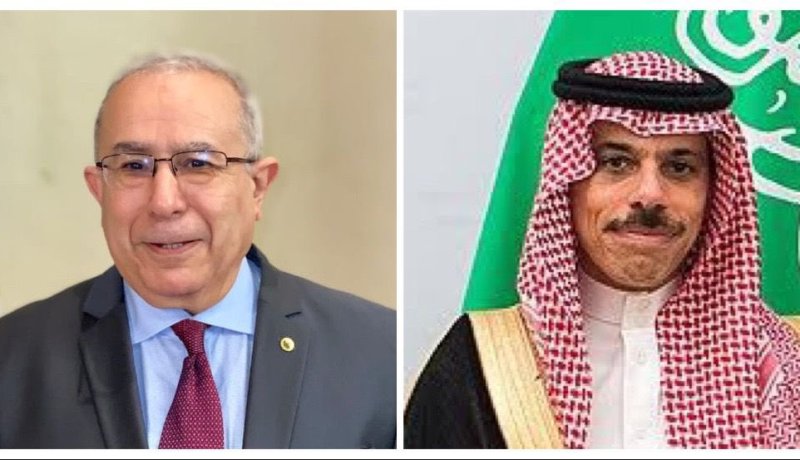 لعمامرة يتلقى اتصالا من الأمير فيصل بن فرحان