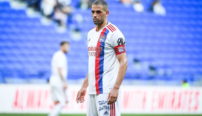 مدرب ليون في حرج بسبب “سليماني”