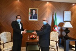 لعمامرة يتسلم أوراق إعتماد السفير الجديد لجمهورية بنغلاديش