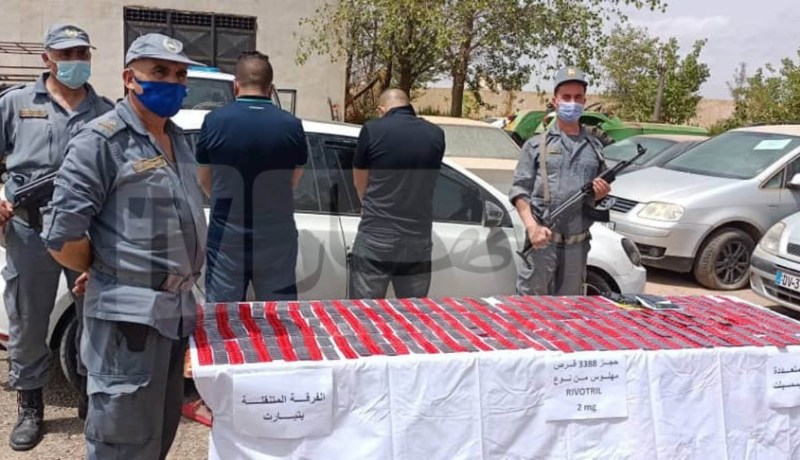 الجمارك تحجز أكثر من 3000 قرص مهلوس على متن مركبة سياحية بتيارت