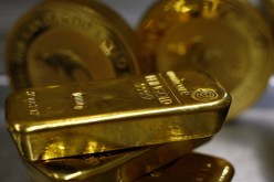 الذهب يصعد بسبب مخاوف الفيروس