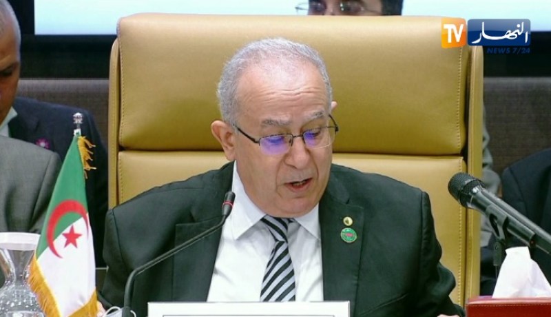 لعمامرة يُشدد على دعم ليبيا لإجراء الإنتخابات وسحب المرتزقة والقوات الأجنبية منها
