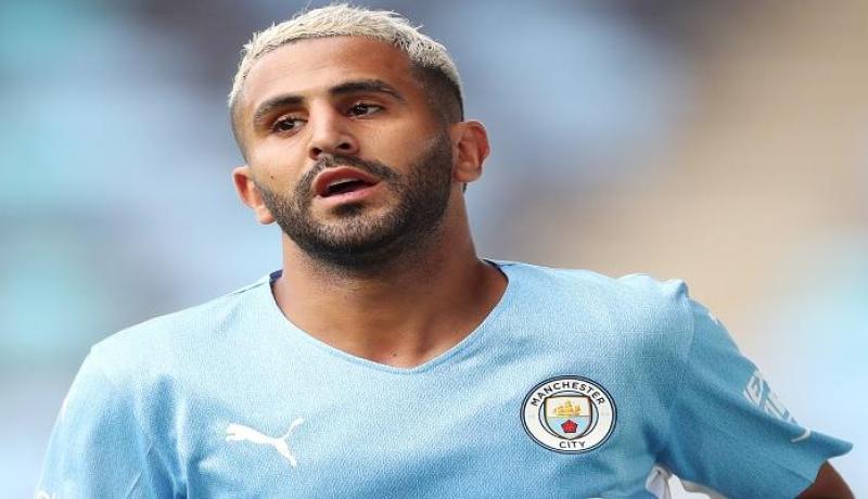 محرز أساسيا في مواجهة توتنهام