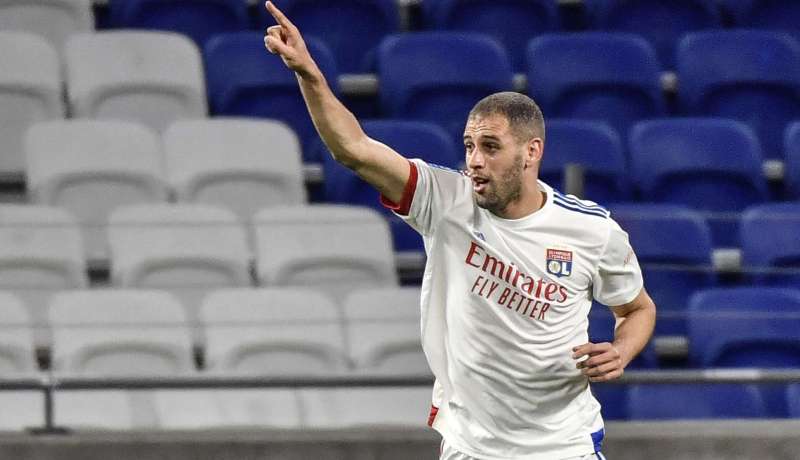 بالفيديو.. سليماني يفتتح موسمه الجديد مع ليون بهدف عالمي