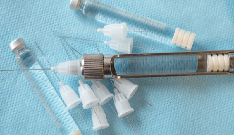 مختص بجراحة الفم: التخذير الموضعي لا يشكل خطرا للملقحين ضد كورونا