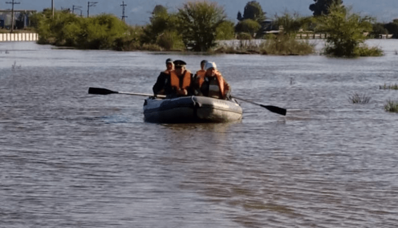 روسيا.. المياه تُغرق قرى في أقوى فيضان منذ 30 عاما