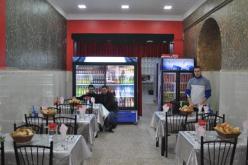 السماح بأنشطة المقاهي والمطاعم في حدود 50% من القدرات