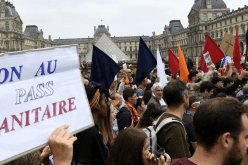 للأسبوع السابع على التوالي..مئات الآلاف يتظاهرون في فرنسا بسبب الزامية الشهادة الصحية