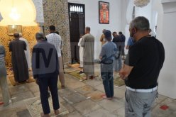 بتعديل توقيت الحجر المنزلي.. صلاتي المغرب والعشاء جماعة ابتداء من يوم غد