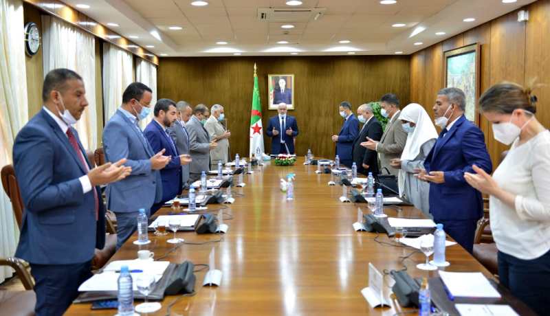 بوغالي: ضرورة التحلي باليقظة والوعي لتفويت الفرص على الحاقدين عن الجزائر