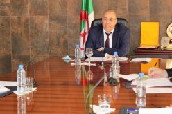 وزير الصناعة يجتمع بمسؤولي البورصة الجزائرية للمناولة والشراكة