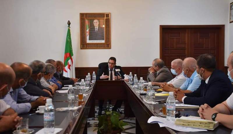 إنشاء نظام شراكة ثلاثي بين الموالين والمذابح الكبرى والديوان الوطني لتغذية الأنعام