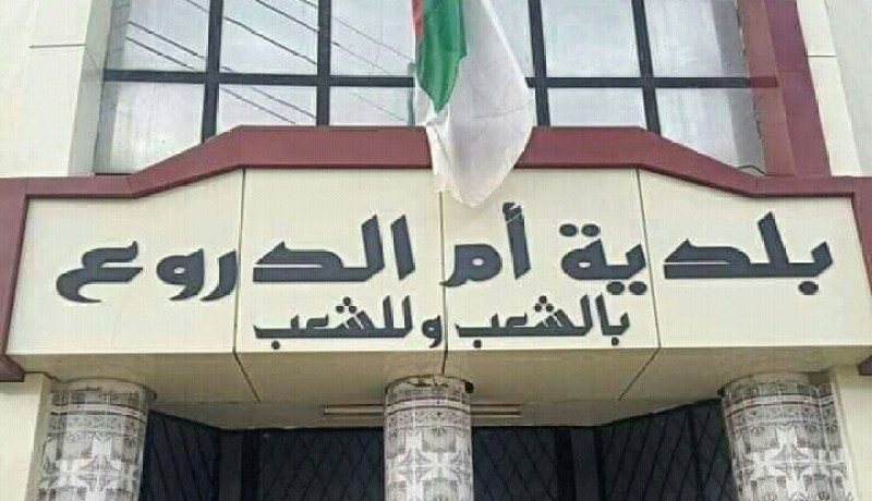 الشلف: لجنة بلدية تعاين مواقع التوسعات الفوضوية على ضفاف الوادي بأم الدروع