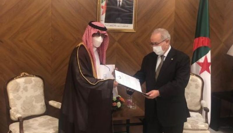 لعمامرة يتسلم أوراق اعتماد السفير السعودي الجديد لدى الجزائر