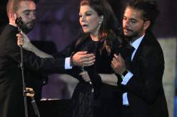 أول تعليق للفنانة ماجدة الرومي بعد تعرضها للإغماء فوق خشبة المسرح