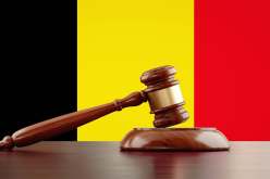 العدالة البلجيكة تدين فرنسيا بعامين حبسا بعد قتله “خطأ” طالب لجوء جزائري