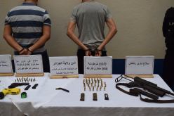 بالصور.. أمن العاصمة يحجز سلاحا رشاشا وذخيرة ومسدسا ناريا و”طازر” في باب الوادي