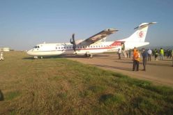 وزير النقل يتفقد مكان انحراف طائرة الجوية الجزائرية بمطار هواري بومدين الدولي