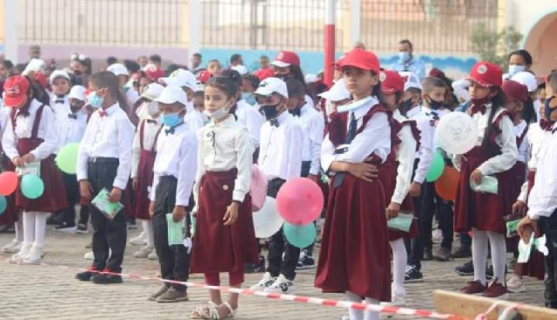 بالصور.. إبتدائية ابن باديس بقرية أكفادو توحد لباس تلاميذها في الوادي