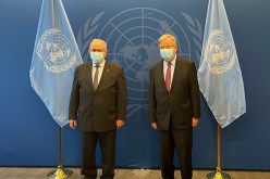 وزير الخارجية يعقد جلسة عمل مع الأمين العام للأمم المتحدة